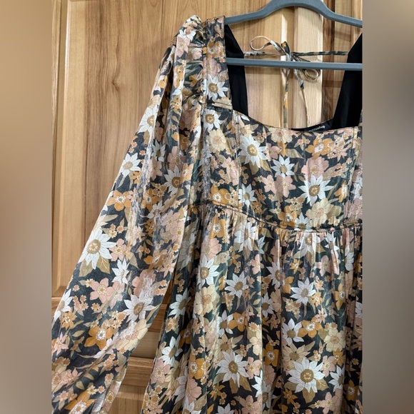 Stunning Mittoshop Floral Babydoll Square Neck Long Sleeve Shimmer Fall Dress - Picture 3 of 12